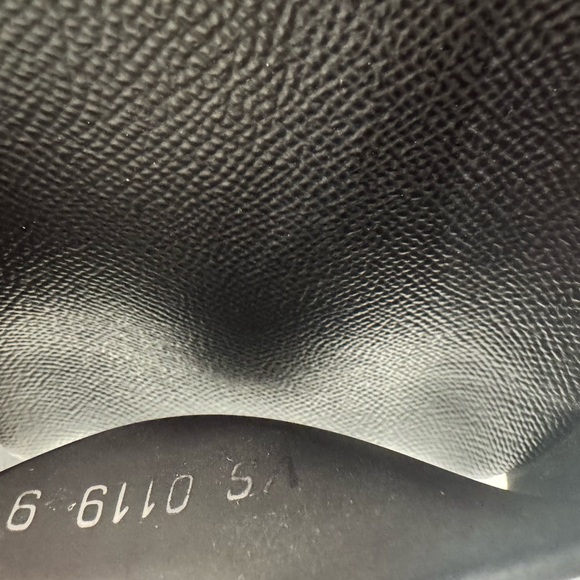 Louis Vuitton Waterfront Mule Slides – Classic Black Monogram – Size 9.5 – RARE - Picture 4 of 8